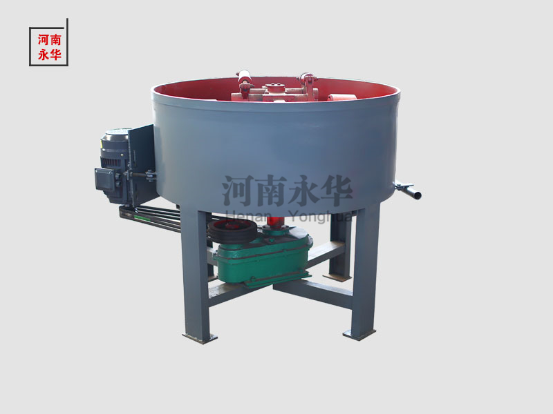 輪碾攪拌機(jī)